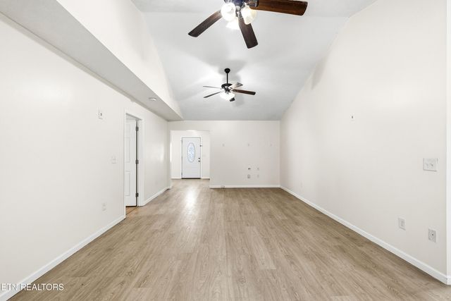 306 Joshua Landing Court, Seymour, TN 37865