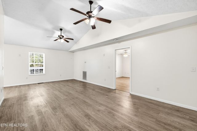 306 Joshua Landing Court, Seymour, TN 37865