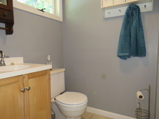 32 Oak St, Pembroke, MA 02359