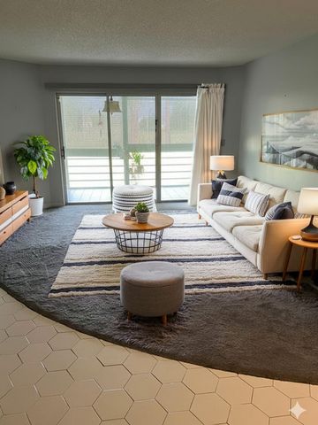 3755 Via Poinciana 203, Lake Worth, FL 33467