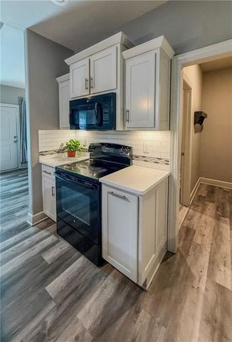 19557 E 14th N Street, Independence, MO 64056