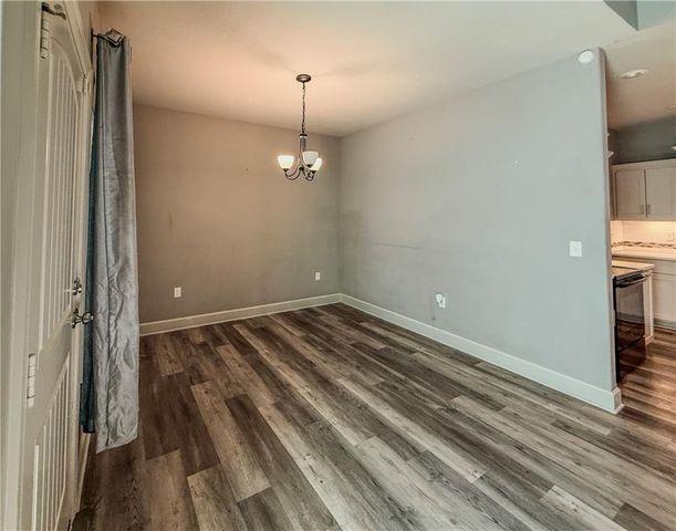 19557 E 14th N Street, Independence, MO 64056
