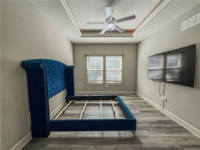 19557 E 14th N Street, Independence, MO 64056