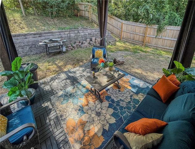 19557 E 14th N Street, Independence, MO 64056