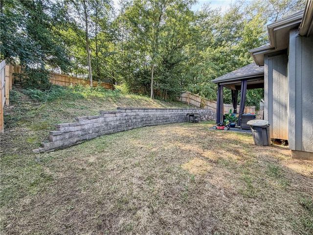 19557 E 14th N Street, Independence, MO 64056