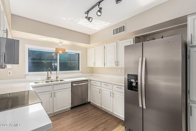 959 E LOBSTER TRAP Lane, Tempe, AZ 85283