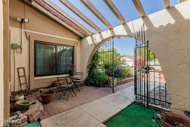 959 E LOBSTER TRAP Lane, Tempe, AZ 85283
