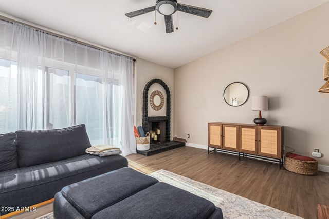 959 E LOBSTER TRAP Lane, Tempe, AZ 85283