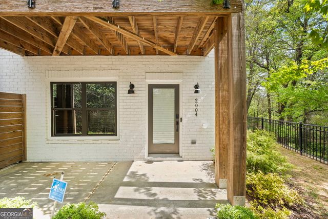 2004 Oak Lane NW, Atlanta, GA 30318