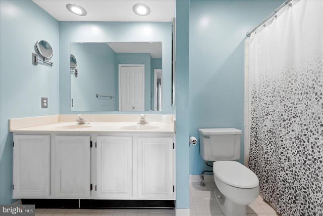 7888 BLUE GRAY CIR, Manassas, VA 20109