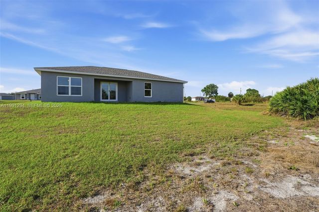 3110 kapok cir, La Belle, FL 33935