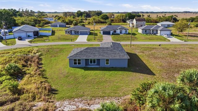 3110 kapok cir, La Belle, FL 33935