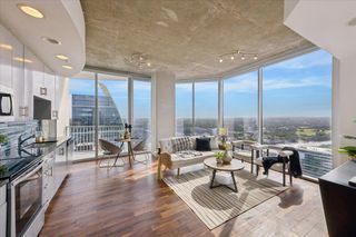 360 Nueces ST 4202, Austin, TX 78701