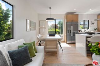 838 N Mansfield Avenue 201, Los Angeles, CA 90038