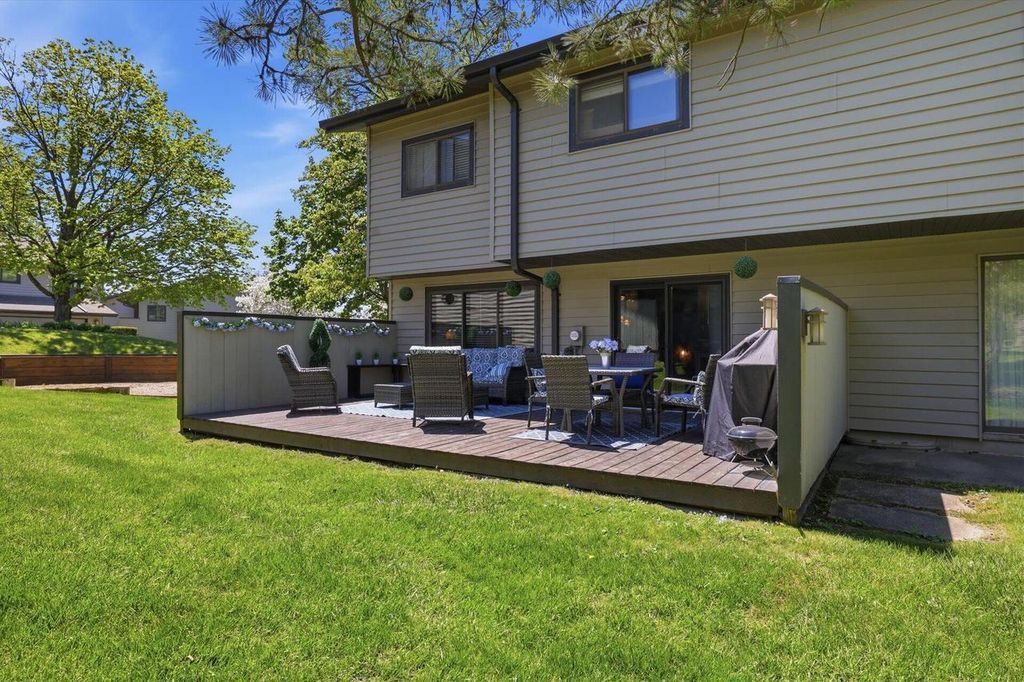 9179 70th STREET, Milwaukee, WI 53223