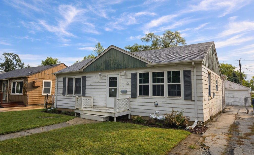 15045 Springfield Avenue, Midlothian, IL 60445 — exterior