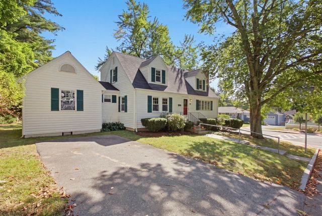 3 Palmer Hill Avenue, Reading, MA 01867