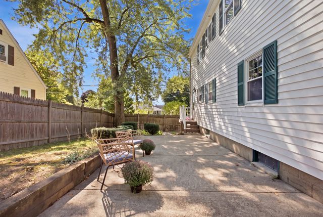 3 Palmer Hill Avenue, Reading, MA 01867
