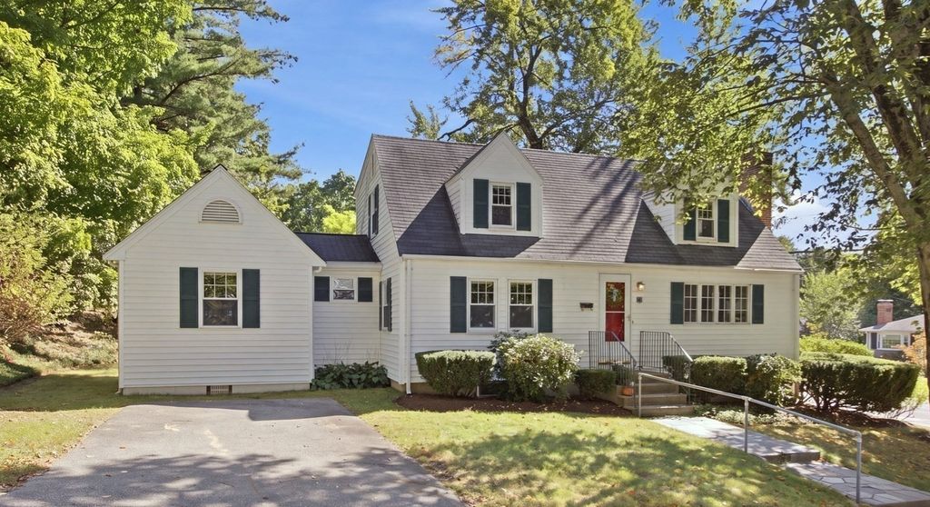 3 Palmer Hill Avenue, Reading, MA 01867