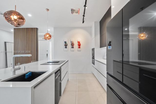 421 NW 17th St, Fort Lauderdale, FL 33311