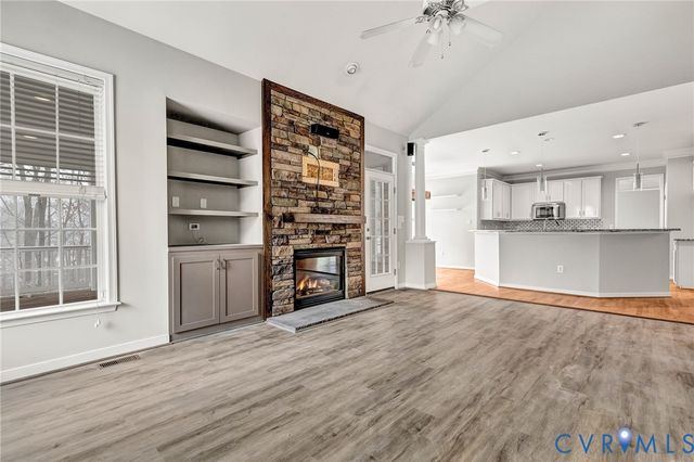 11162 Manor View Dr, Mechanicsville, VA 23116