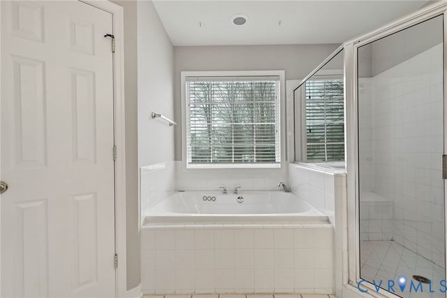 11162 Manor View Dr, Mechanicsville, VA 23116