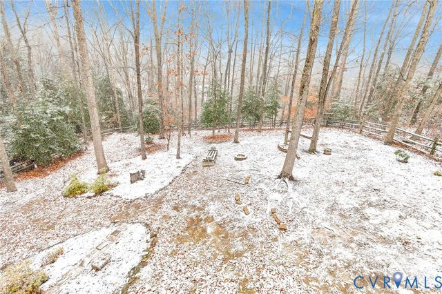 11162 Manor View Dr, Mechanicsville, VA 23116