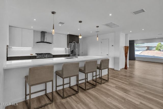 4011 LAS VEGAS Drive, El Paso, TX 79902