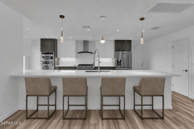 4011 LAS VEGAS Drive, El Paso, TX 79902