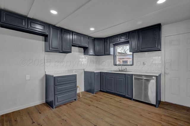 706 S BIRMINGHAM Street, Amarillo, TX 79104