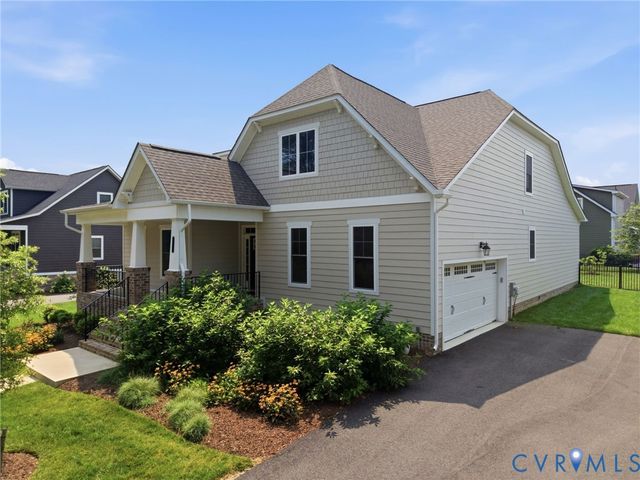 816 Chapman St, Ashland, VA 23005