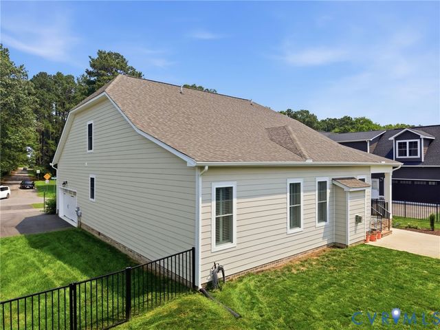 816 Chapman St, Ashland, VA 23005