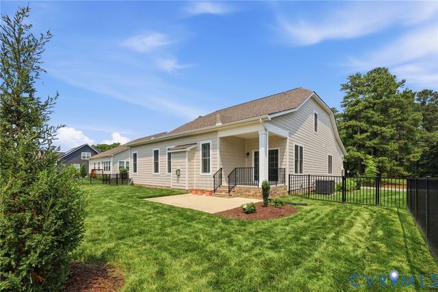 816 Chapman St, Ashland, VA 23005