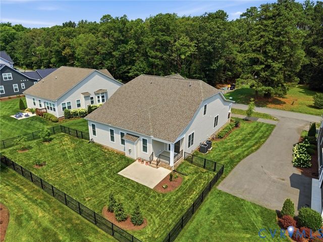816 Chapman St, Ashland, VA 23005