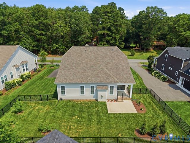 816 Chapman St, Ashland, VA 23005