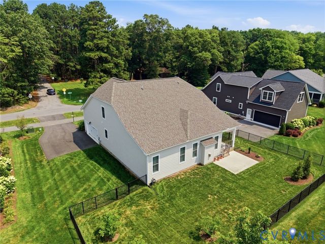 816 Chapman St, Ashland, VA 23005