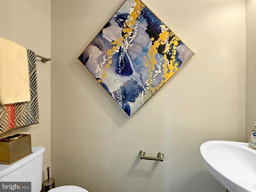 Image 25 of property listing at 536 WILLOW BEND DR, Glen Burnie, MD 21060