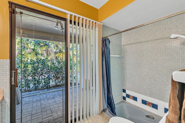 1803 NW 88th Way, Coral Springs, FL 33071