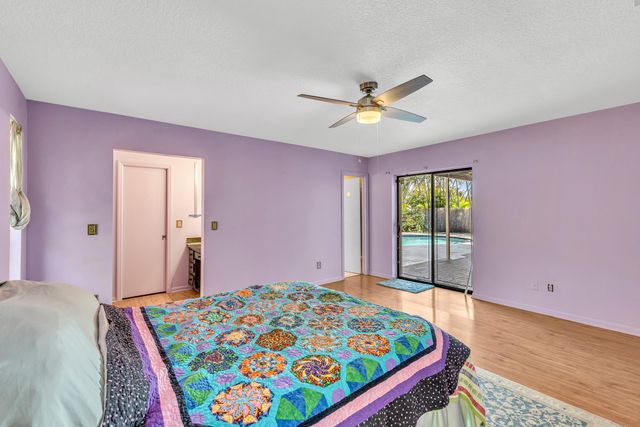 1803 NW 88th Way, Coral Springs, FL 33071