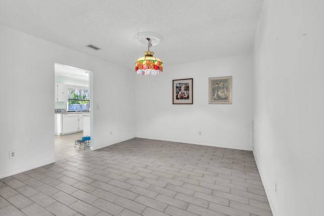 1803 NW 88th Way, Coral Springs, FL 33071