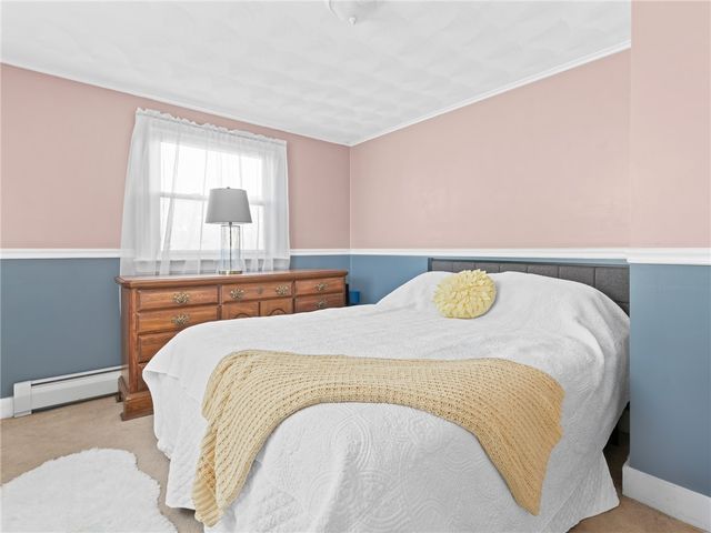 28 Jefferson Avenue, East Providence, RI 02915