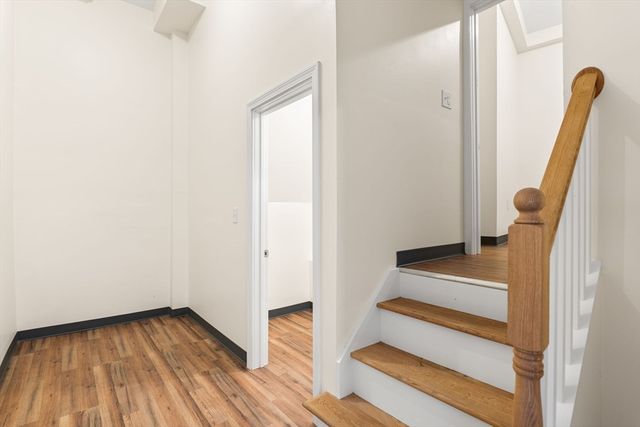 1 Glenwood St 6, Malden, MA 02148