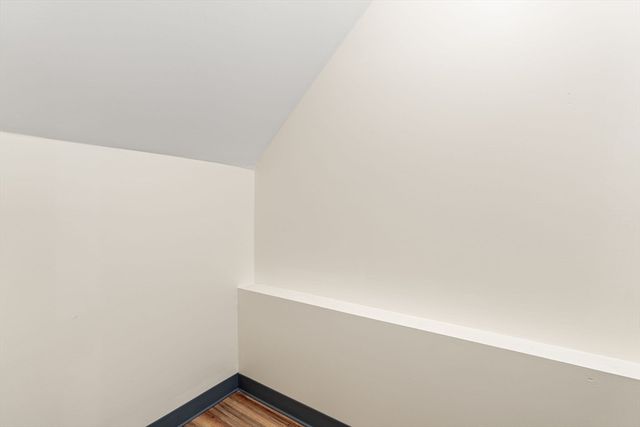 1 Glenwood St 6, Malden, MA 02148