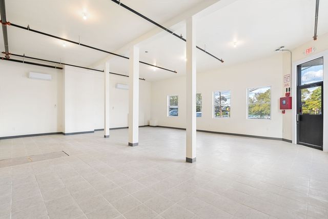 1 Glenwood St 6, Malden, MA 02148