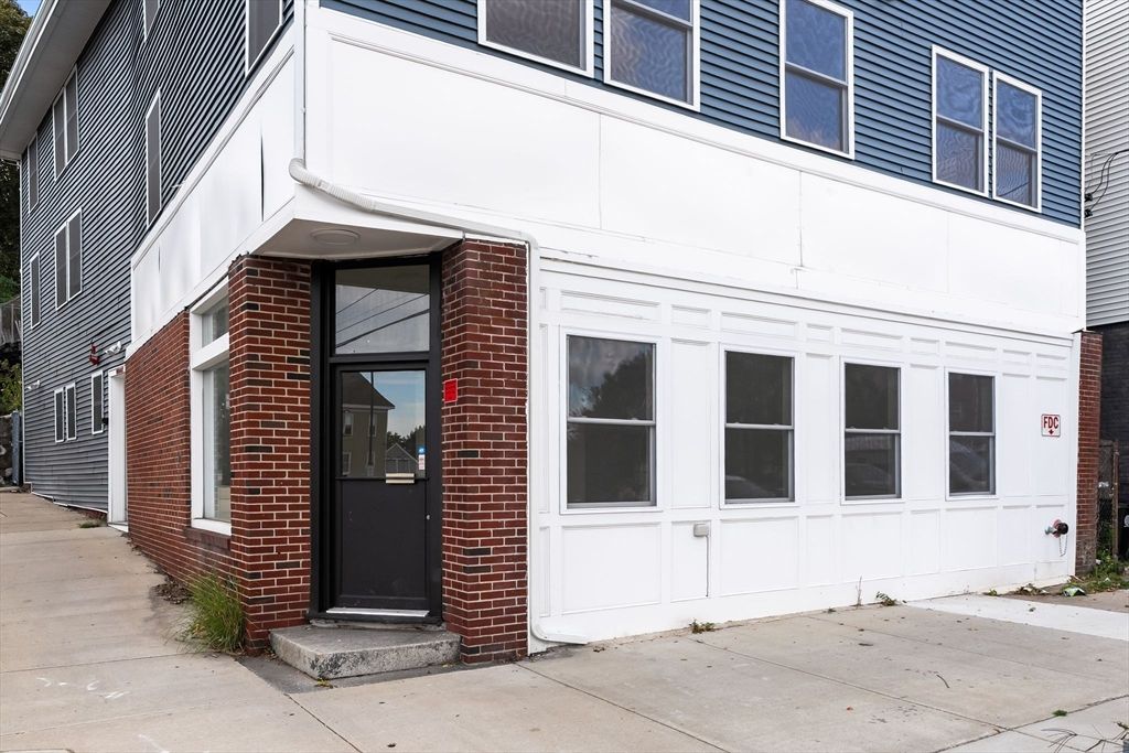 1 Glenwood St 6, Malden, MA 02148