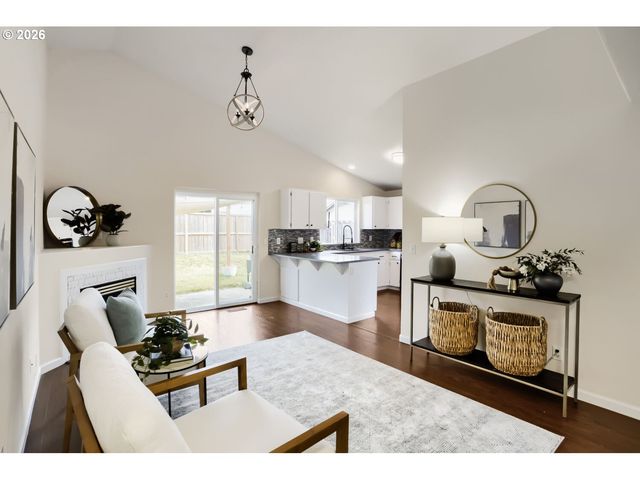 6147 Se GREEN Ct, Hillsboro, OR 97123