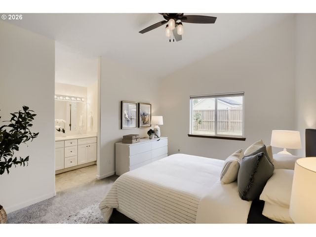 6147 Se GREEN Ct, Hillsboro, OR 97123