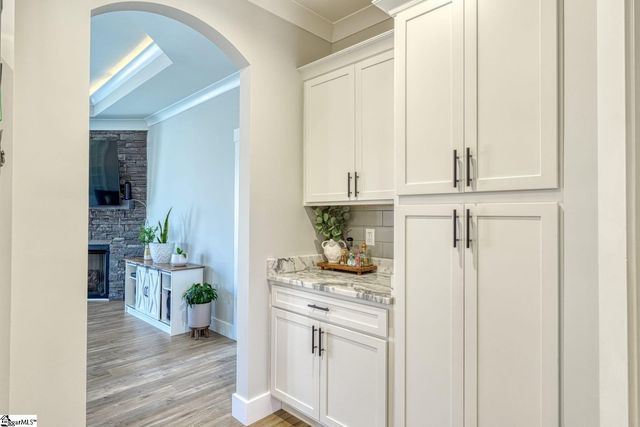 18630 Ashville Highway, Campobello, SC 29322