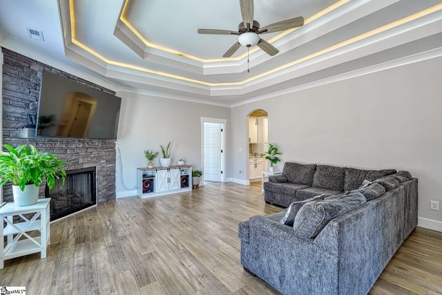 18630 Ashville Highway, Campobello, SC 29322