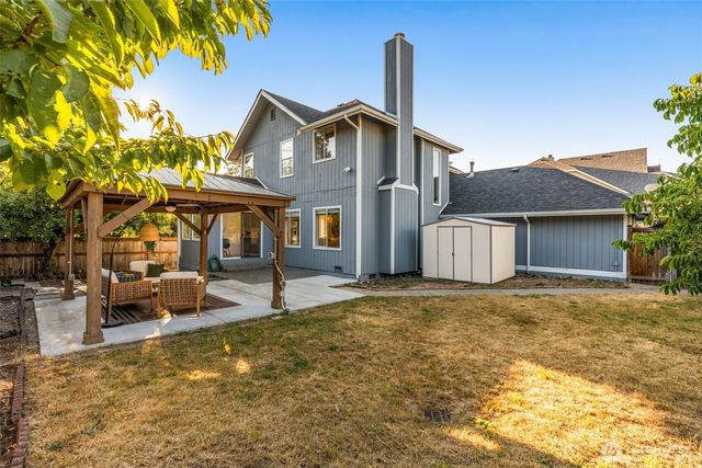20721 122nd Place SE, Kent, WA 98031